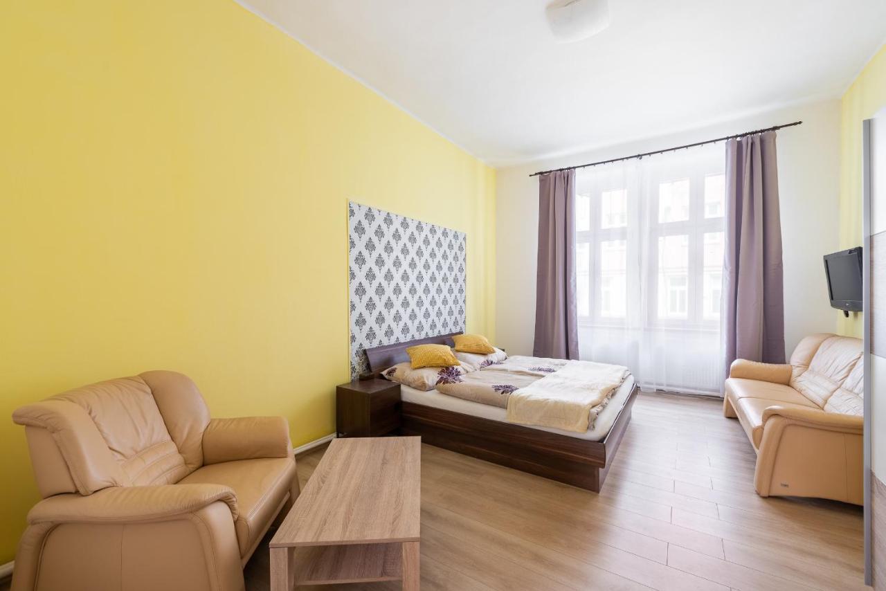 Spacious Apartment Decin Exterior foto